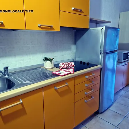 2 Ou 3 People, 150 M Beach, Near Ghisonaccia