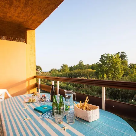 2 Ou 3 People, 150 M Beach, Near Apartment